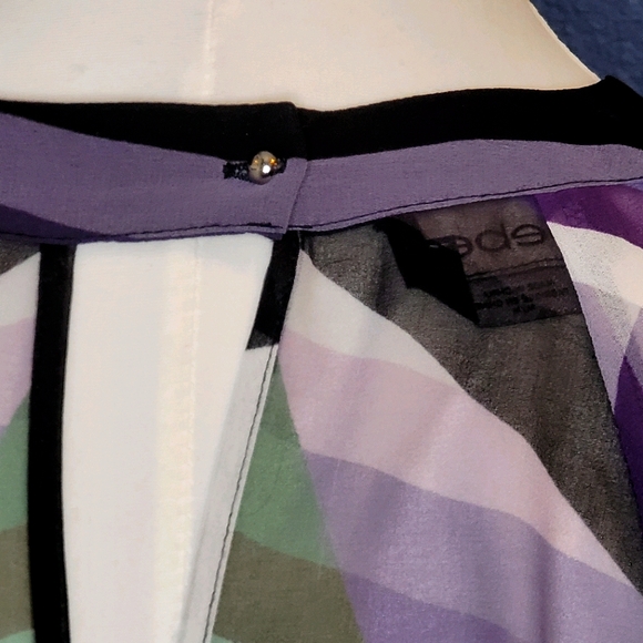 Bebe Sheer Criss-Cross Multicolor Blouse - Picture 6 of 7